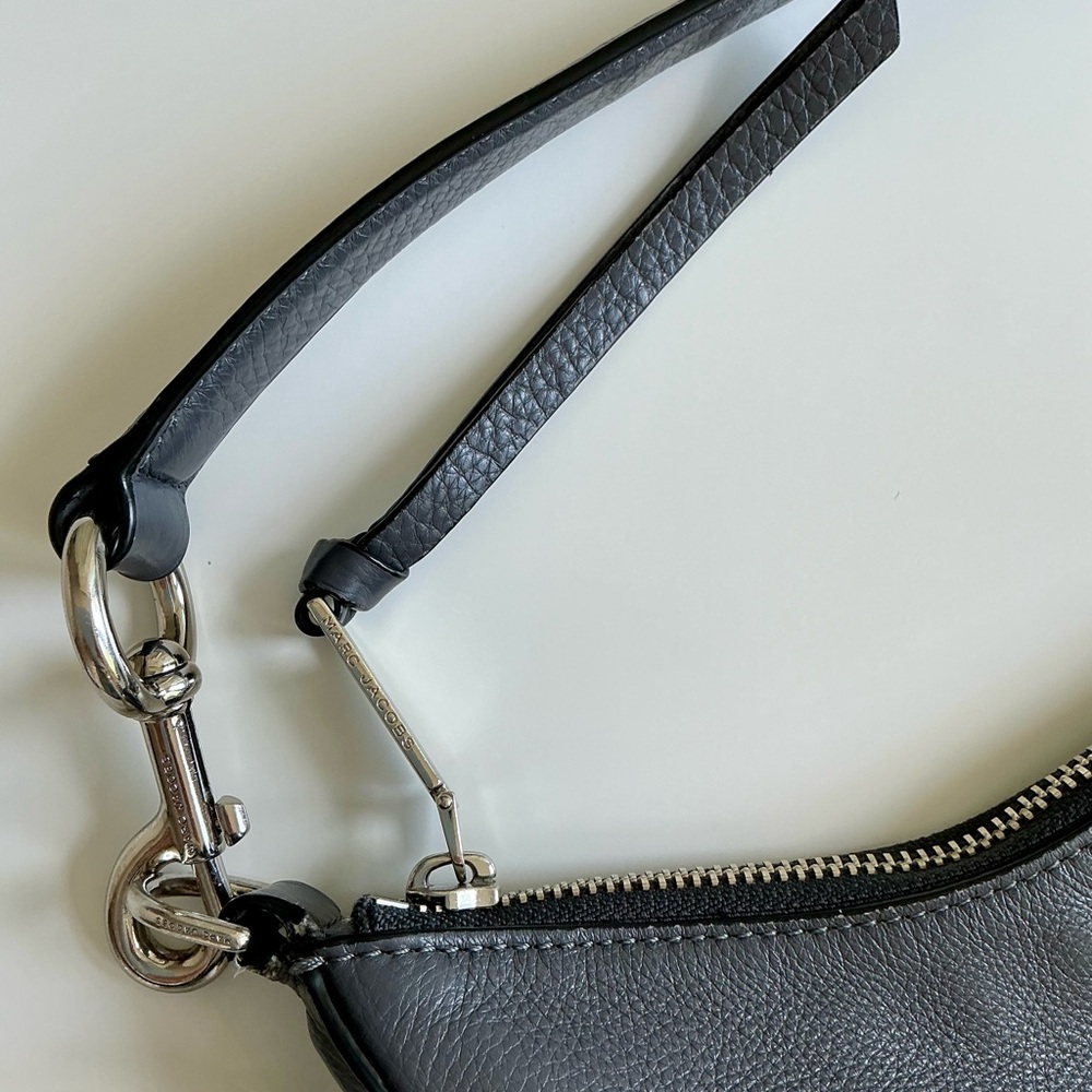 Marc Jacob’s Grey Hobo - Picture 9 of 16